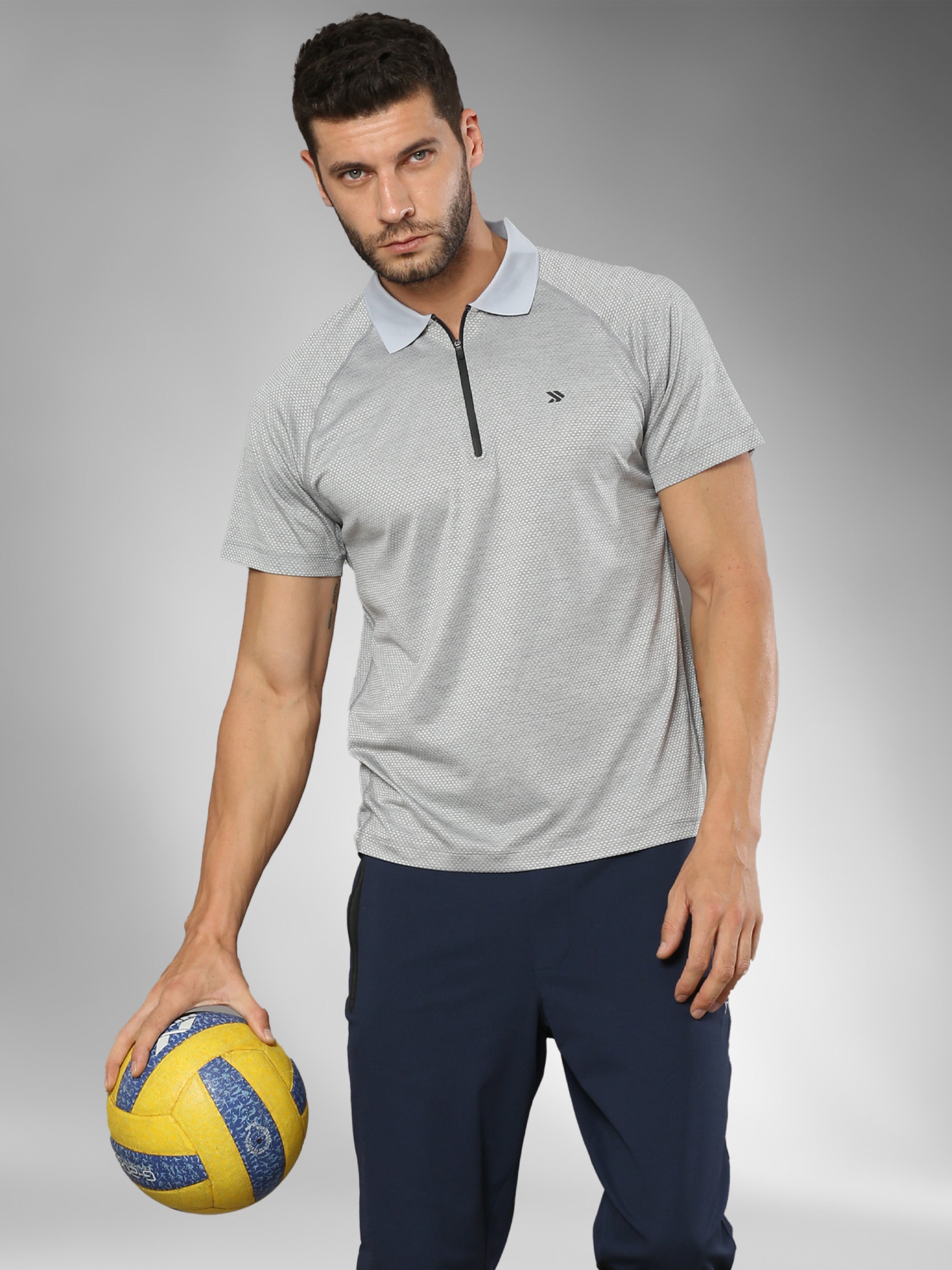 JOLGER color_grey_halfpose