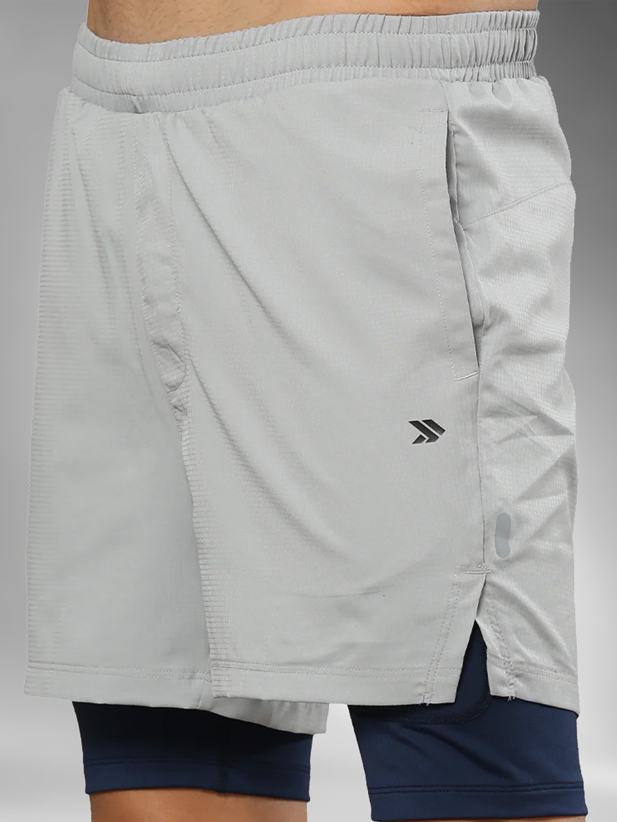 JAMSH002_greyshorts_closepose