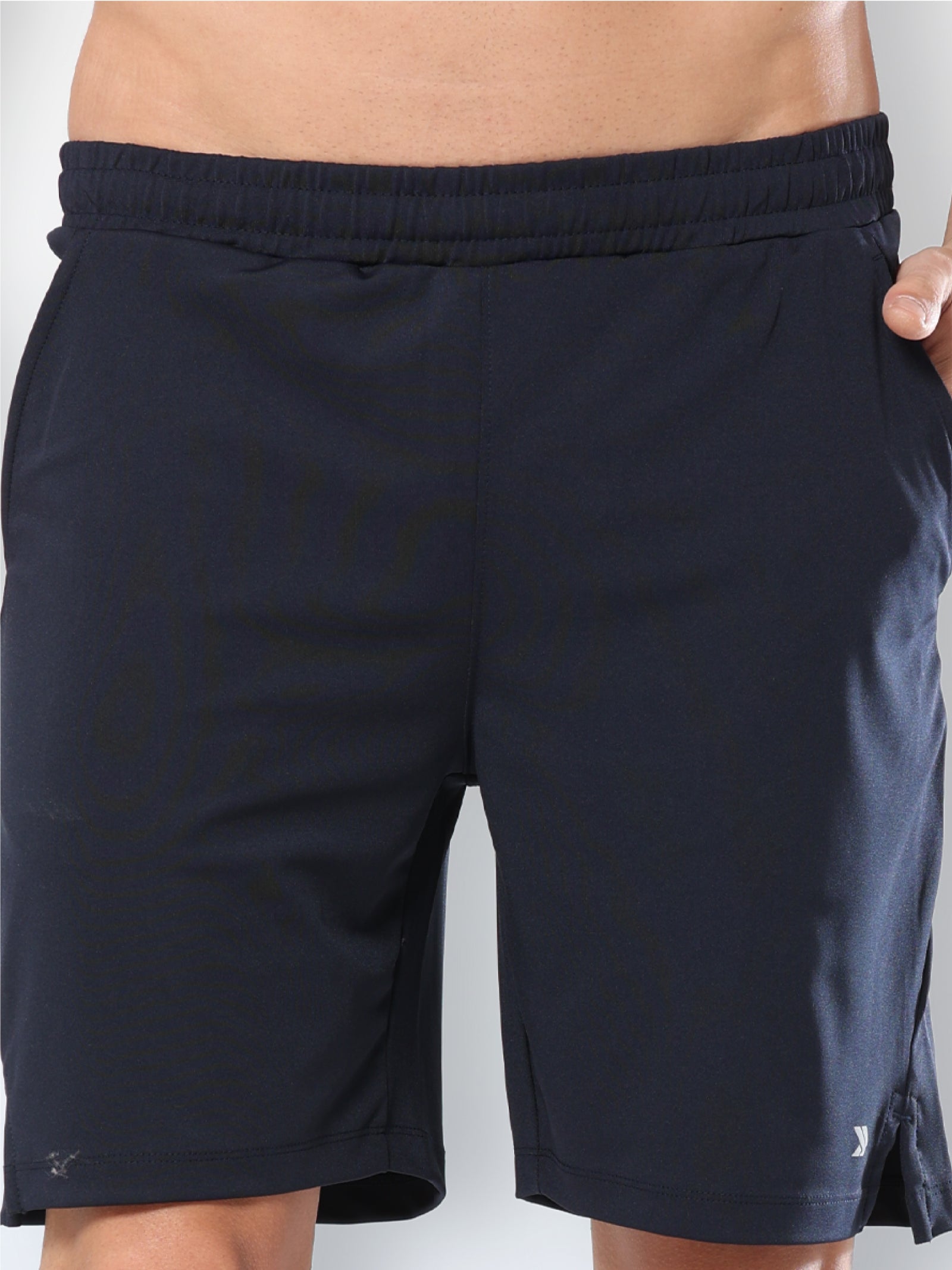 JAMSH007_navy_closeviewshorts