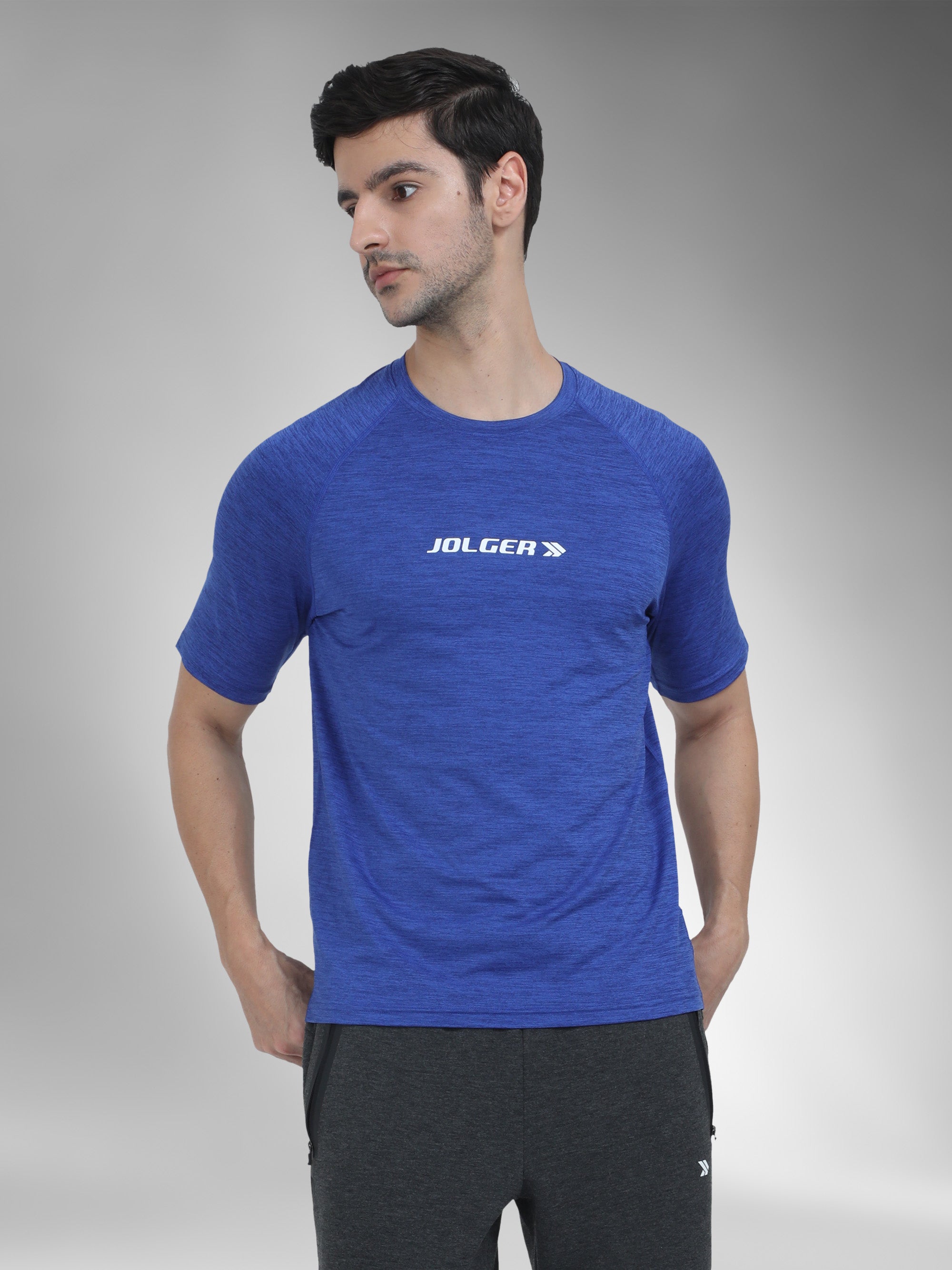 JAMTS001_blue_tee_frontpose