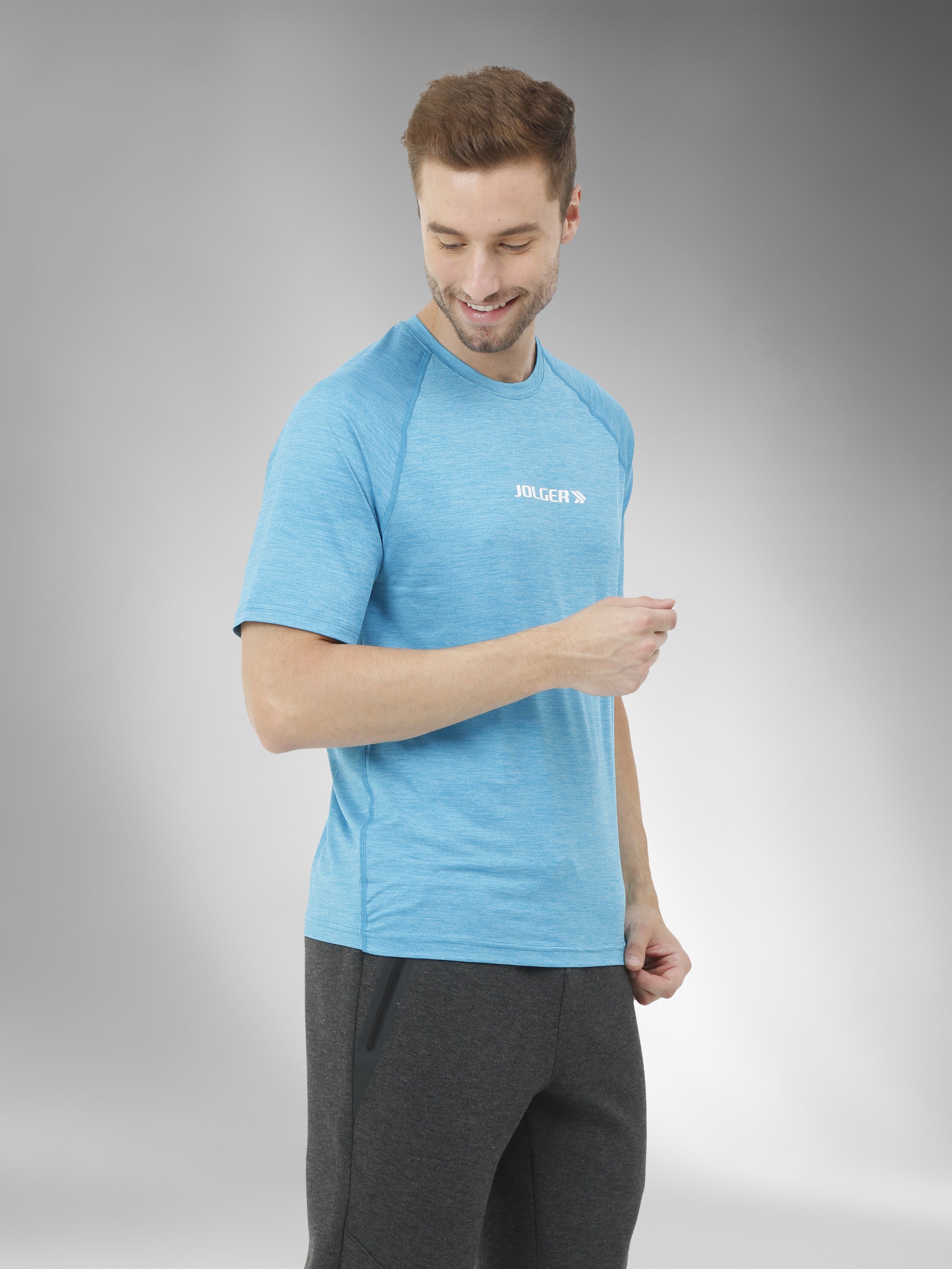 JAMTS001_turquoise_rightview_roundneck