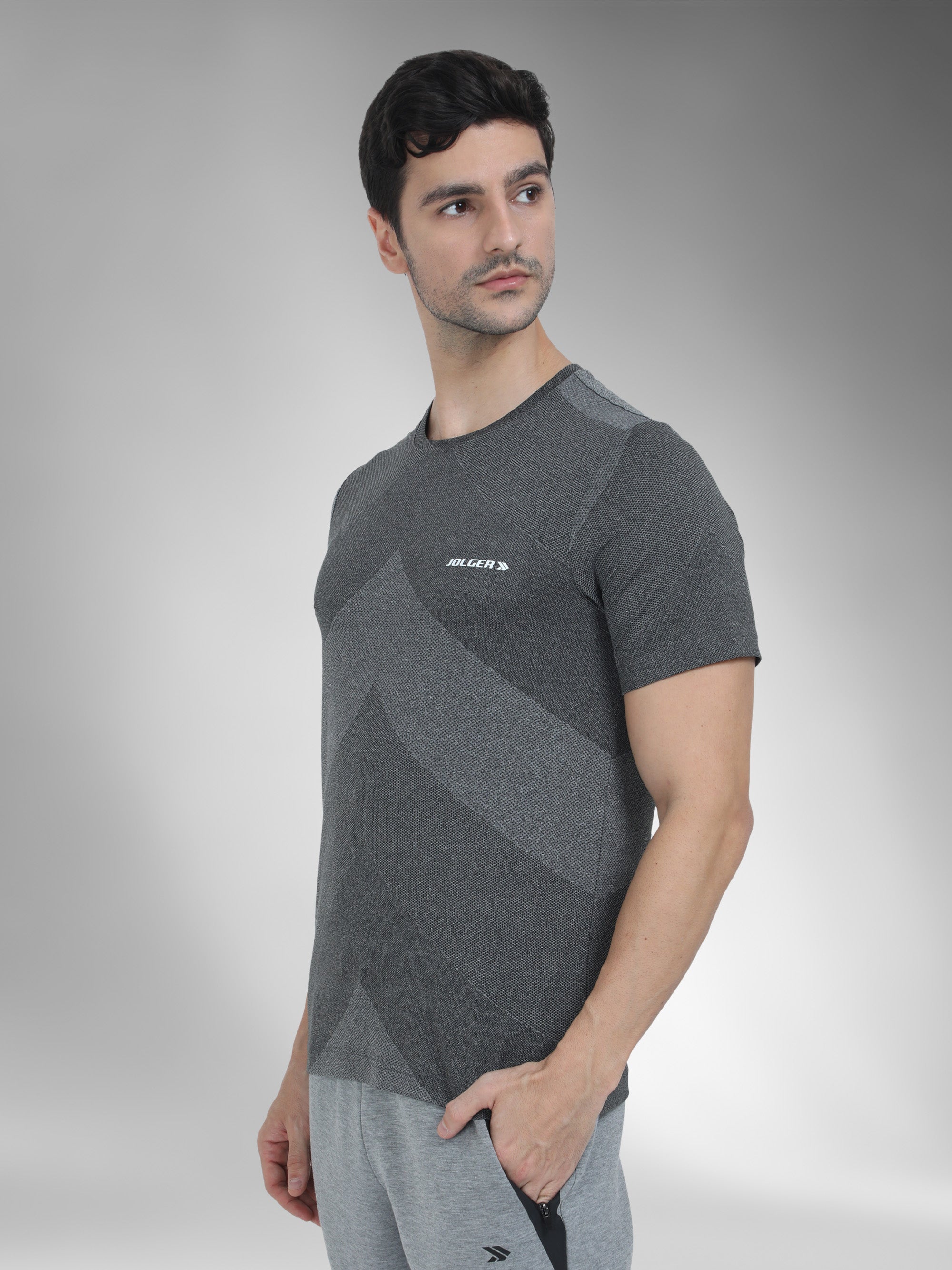 JAMTS003_GREY_rightfront_tee
