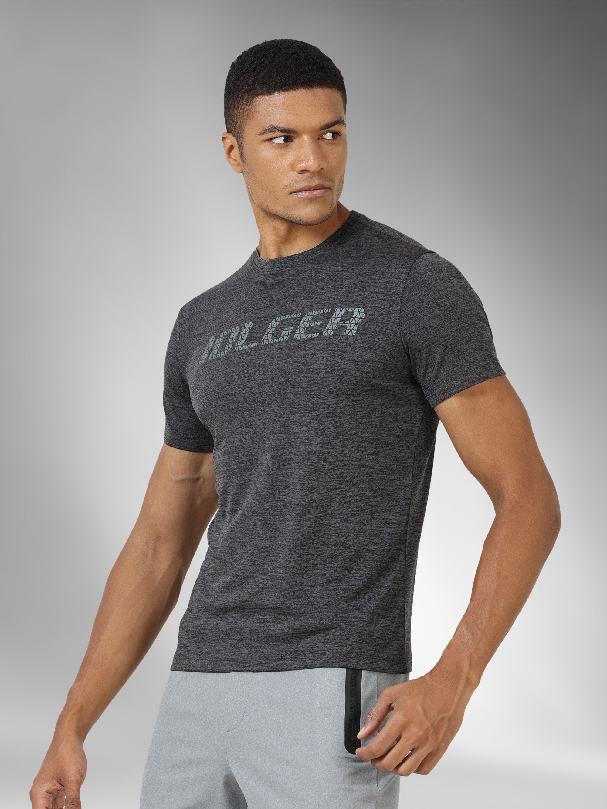 JAMTS008_DarkGrey_leftpose_roundneck