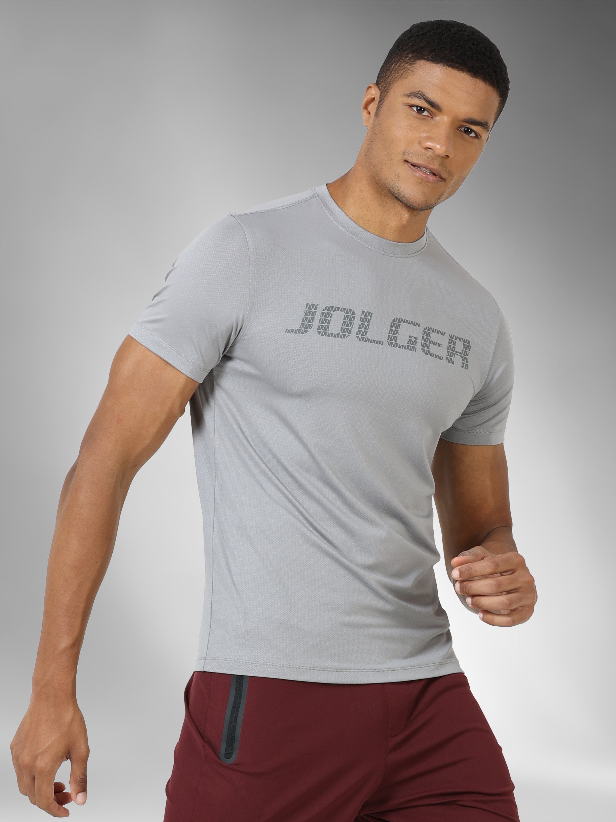 JAMTS008_Grey_leftpose_roundneck