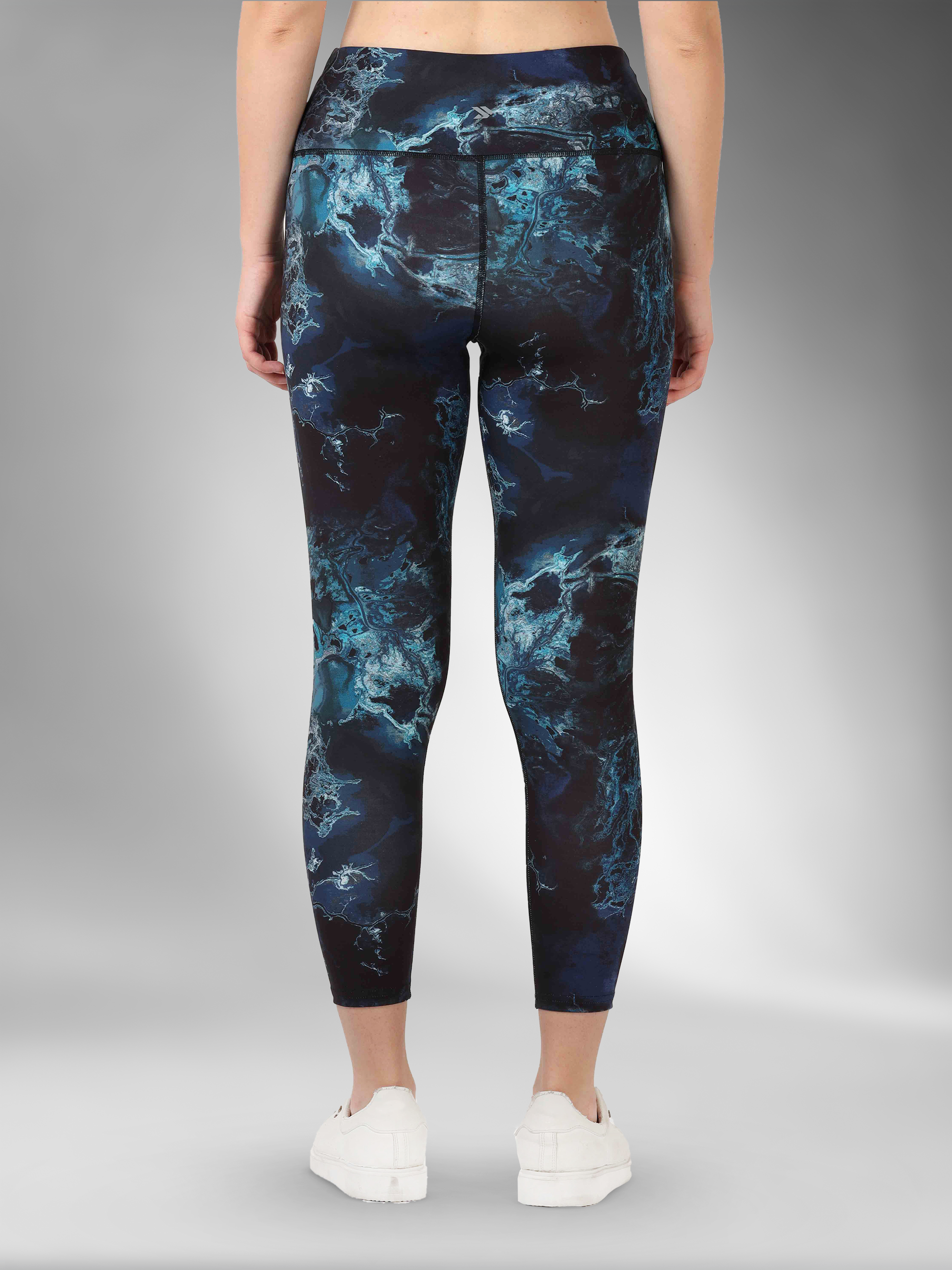 JAWLG006A_ocean_back_leggings