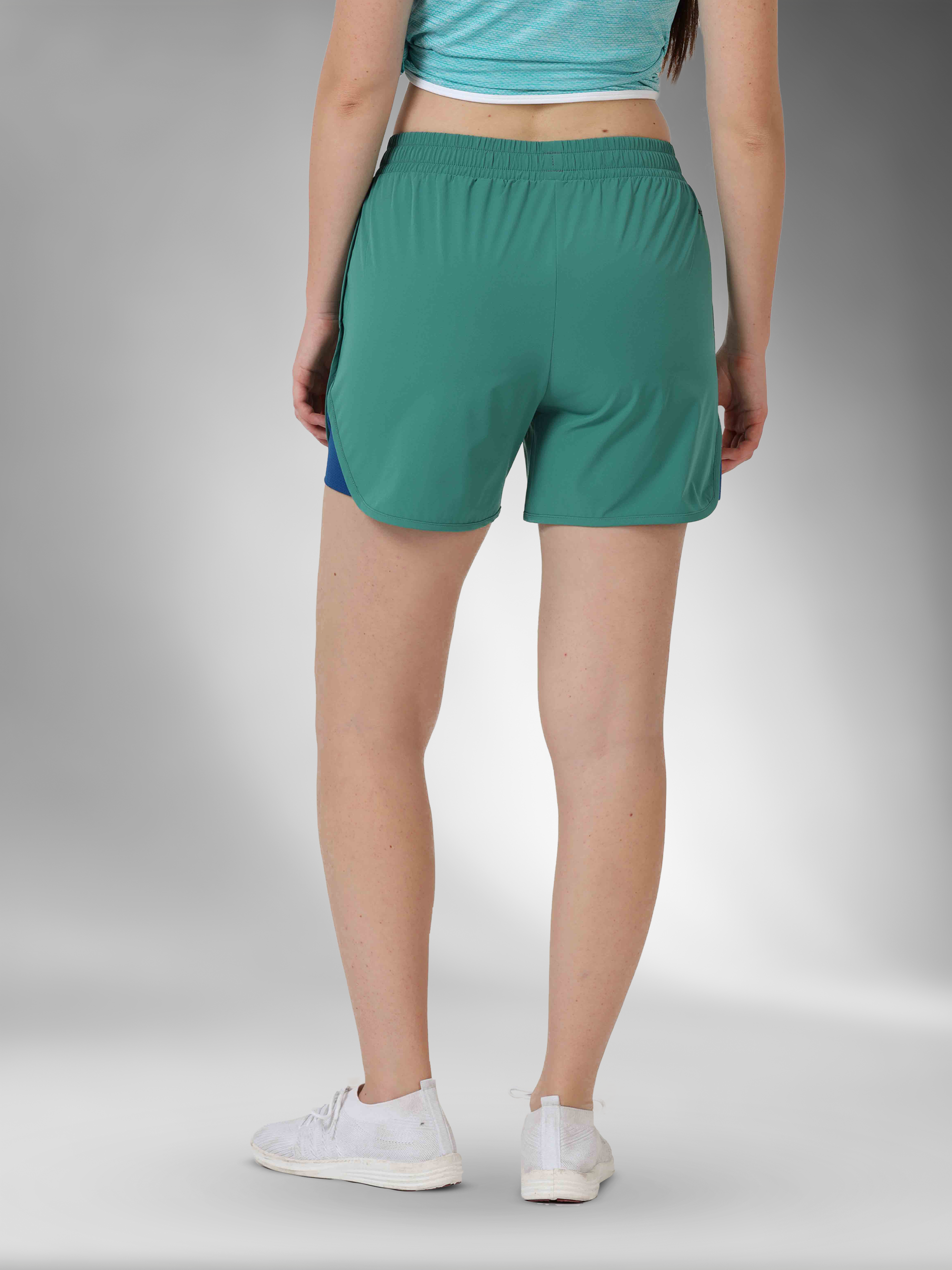 JAWSH001A_green_back_shorts