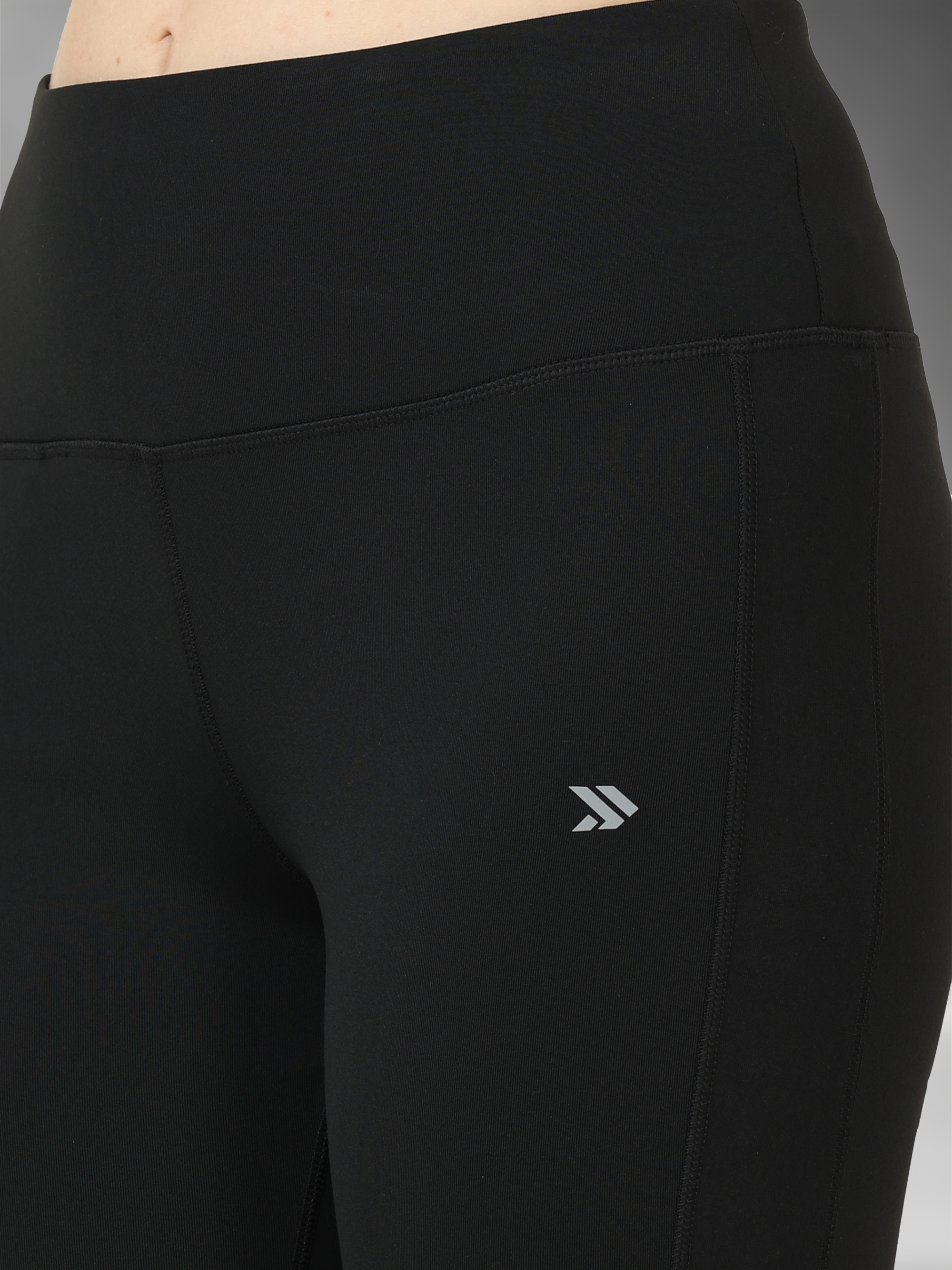 JAWTP002_closeup_flarepant