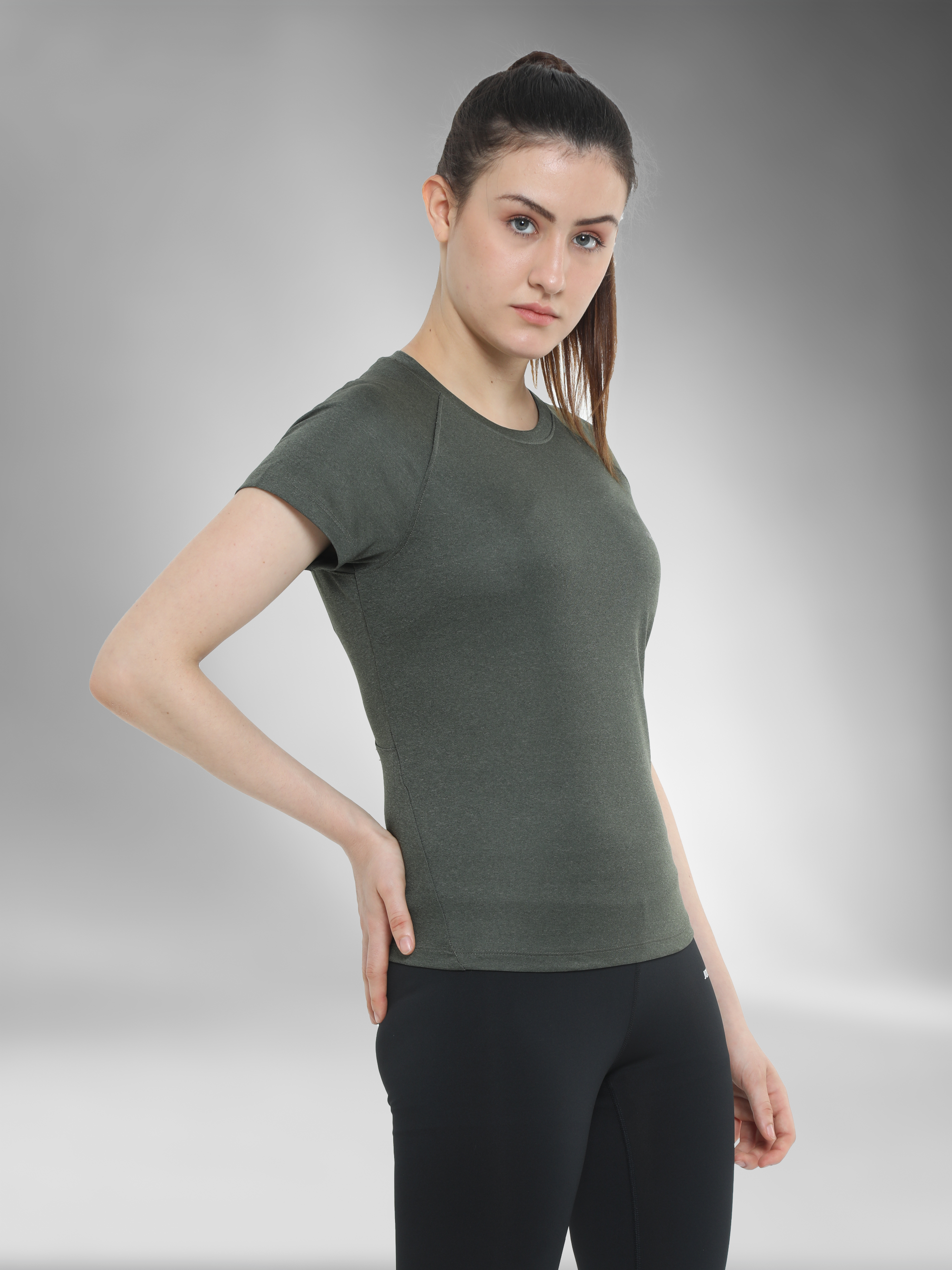 Women's Breathable Light Weight Round Neck T-shirt
