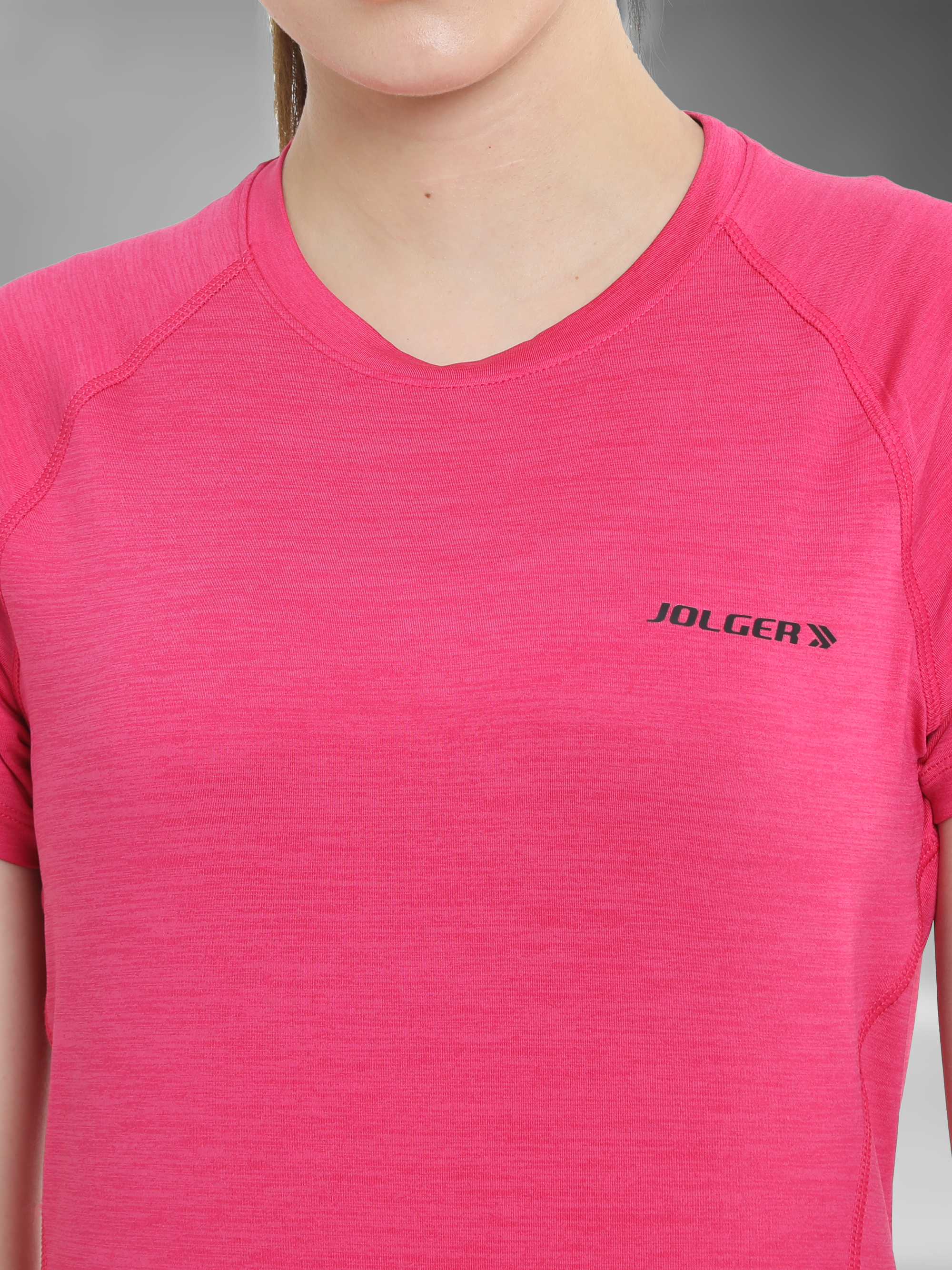 JAWTS002_MAGENTA_closeshot_tshirt