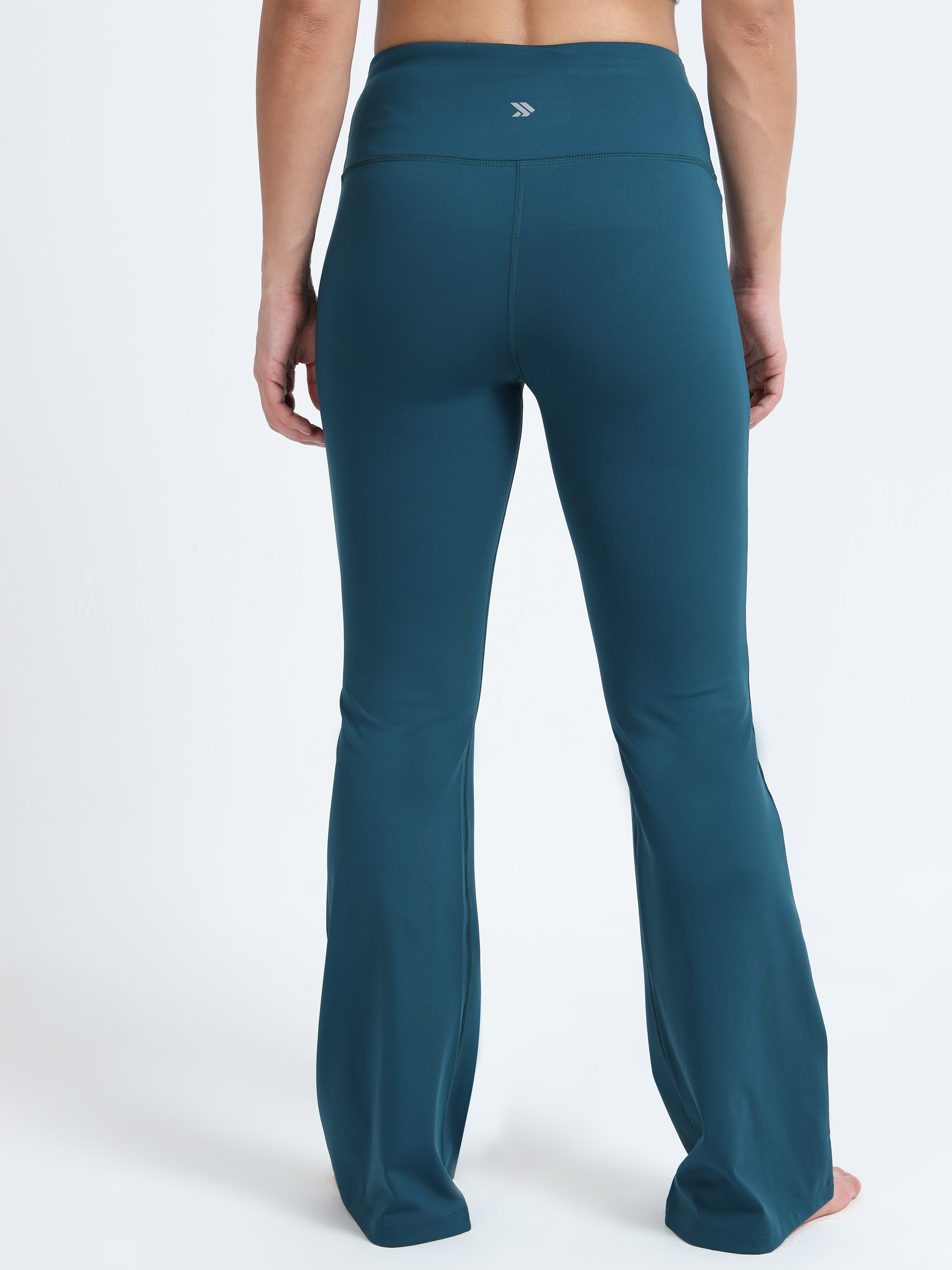 JOLGER #color_teal