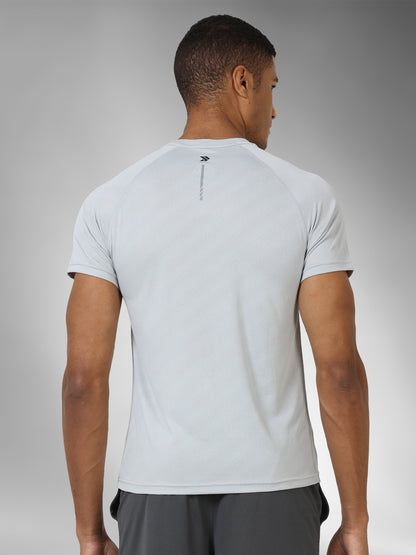 JAMPT009_sliver_backpose_roundnecktee