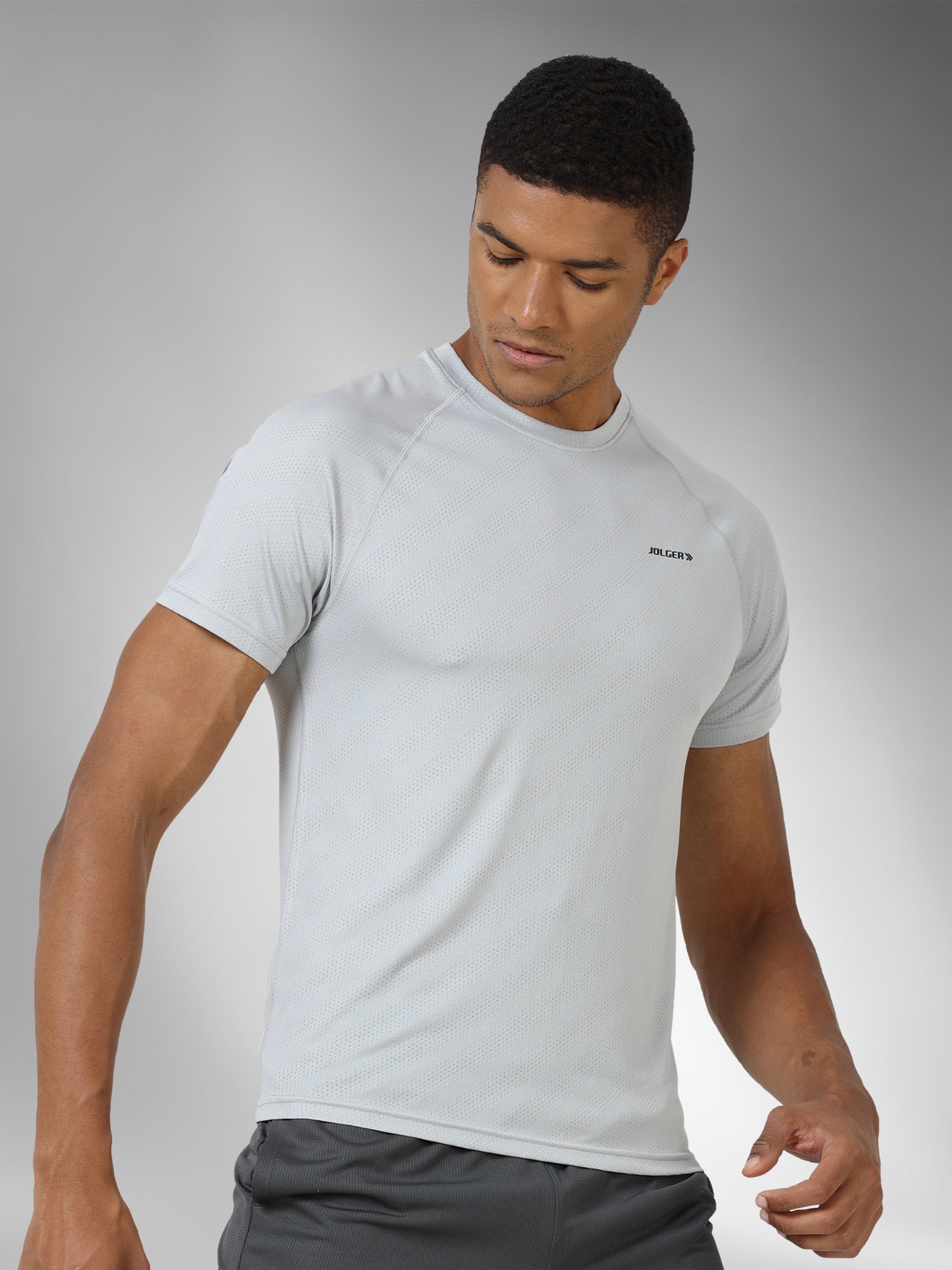 JAMPT009_sliver_right_roundnecktee