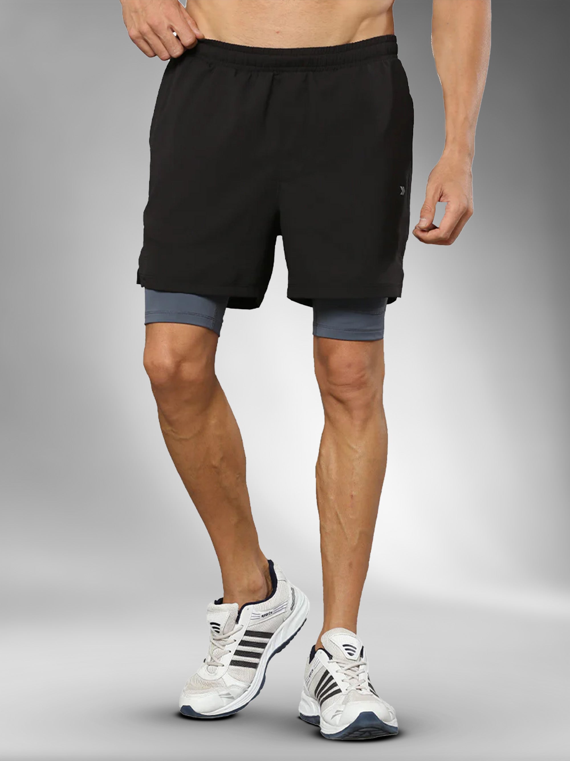 JAMSH002_blackshorts_frontpose