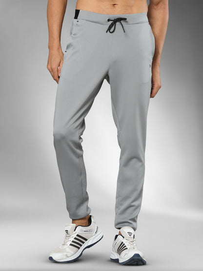 JAMTP002_greyjoggers_frontpose