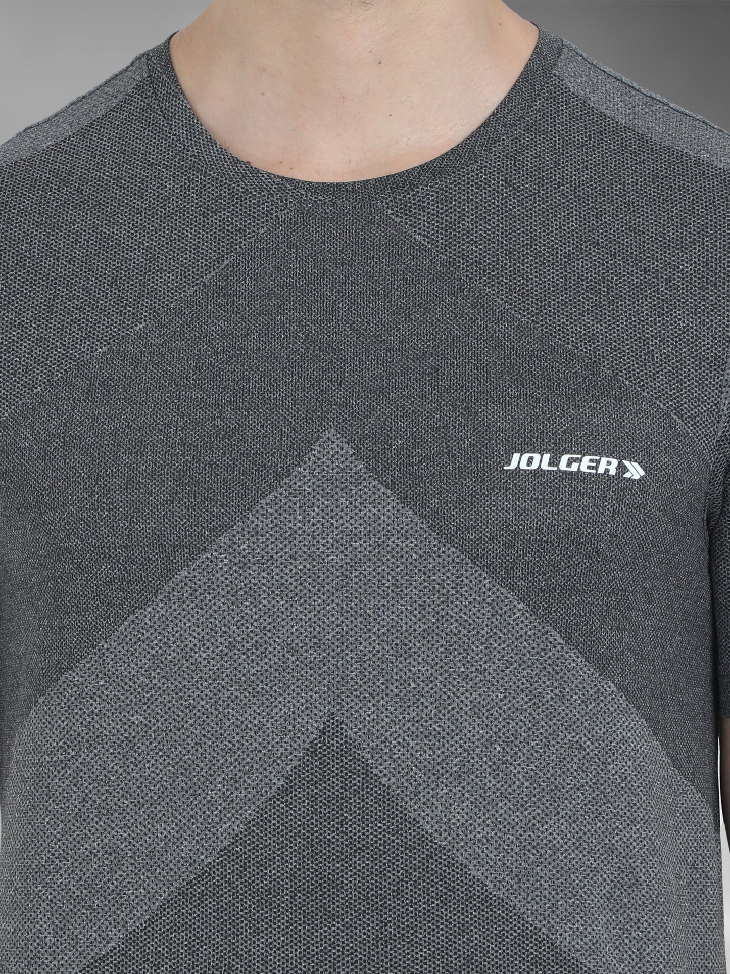 JAMTS003_GREY_closeFront_tee