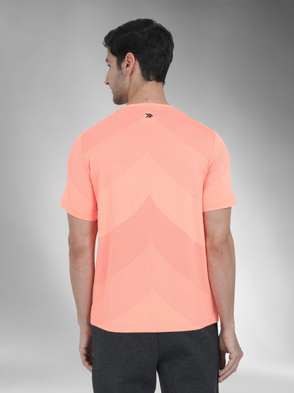 JAMTS003_orange_backpose_roundneck