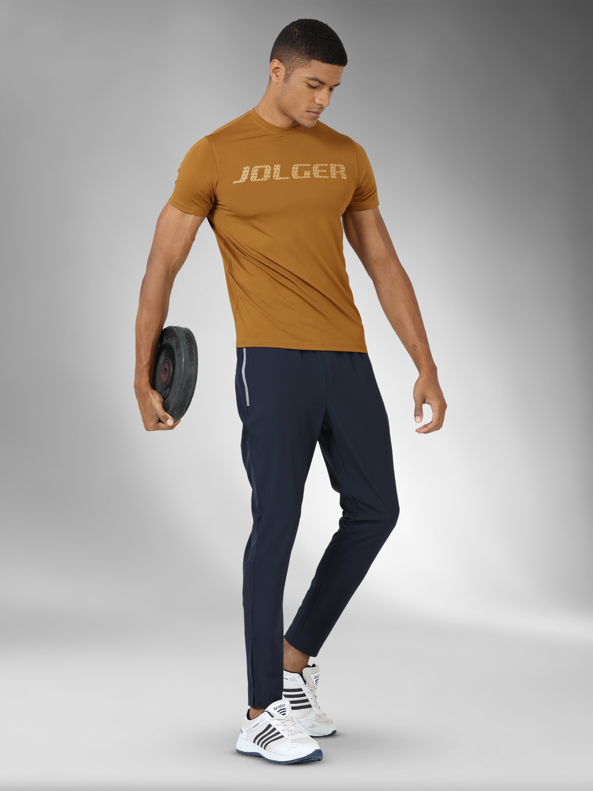 JAMTS008_Brown_full_roundneck