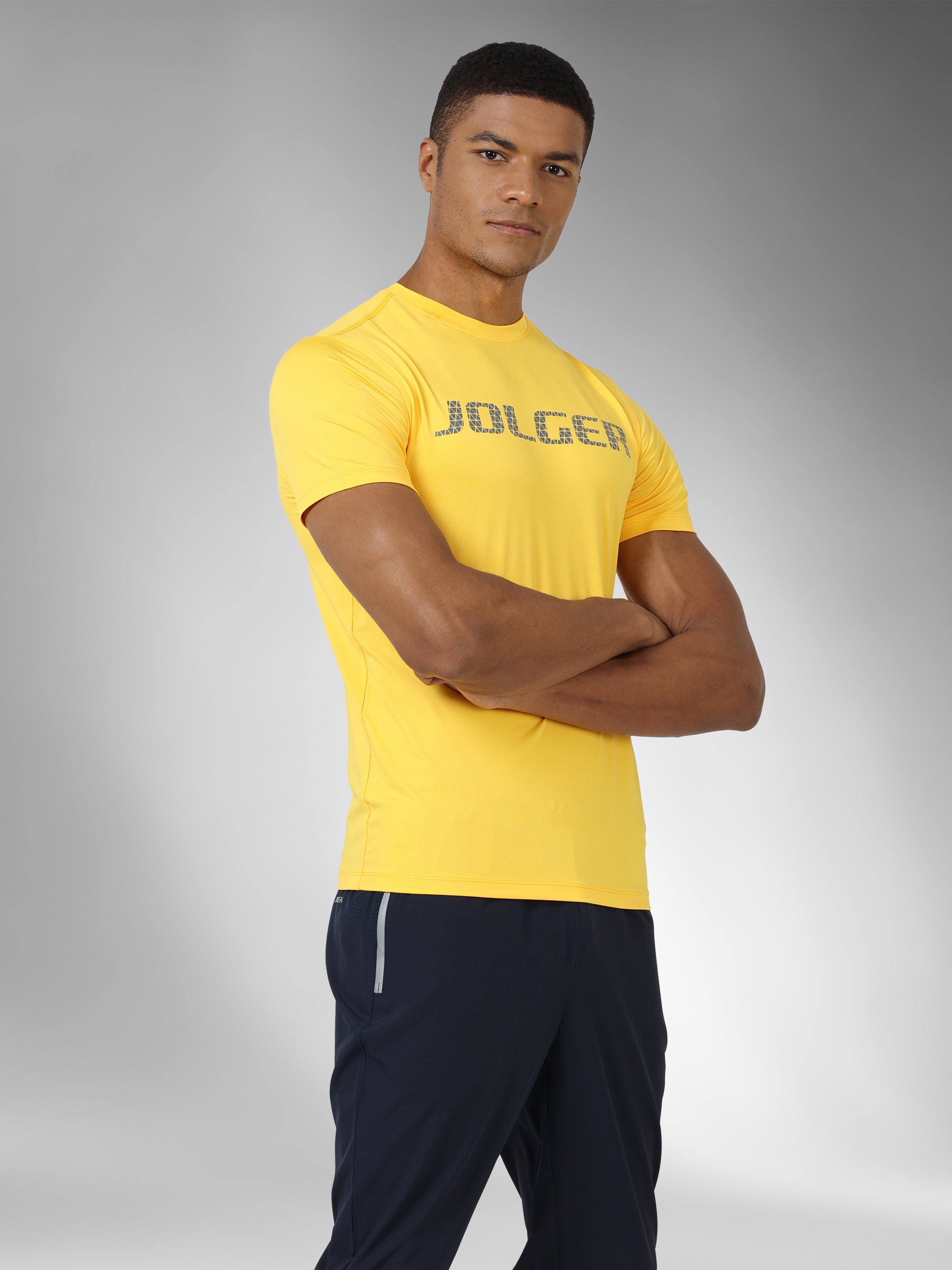 JAMTS008_yellow_rightfront_roundneck