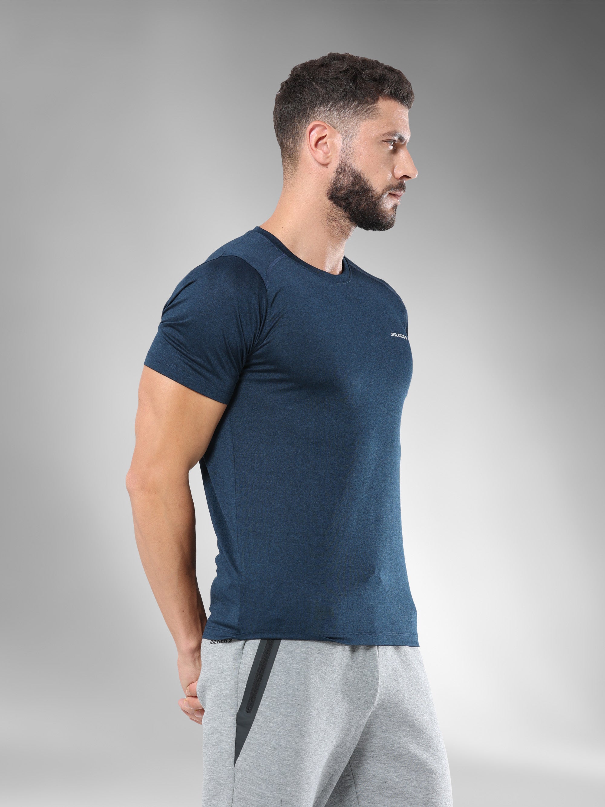 JAMTS011_Navytshirt_leftpose