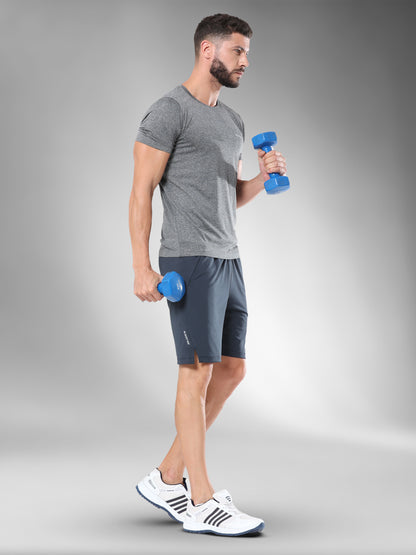 JAMTS011_greytshirt_fullleftpose