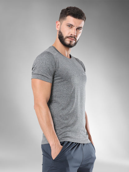 JAMTS011_greytshirt_rightpose