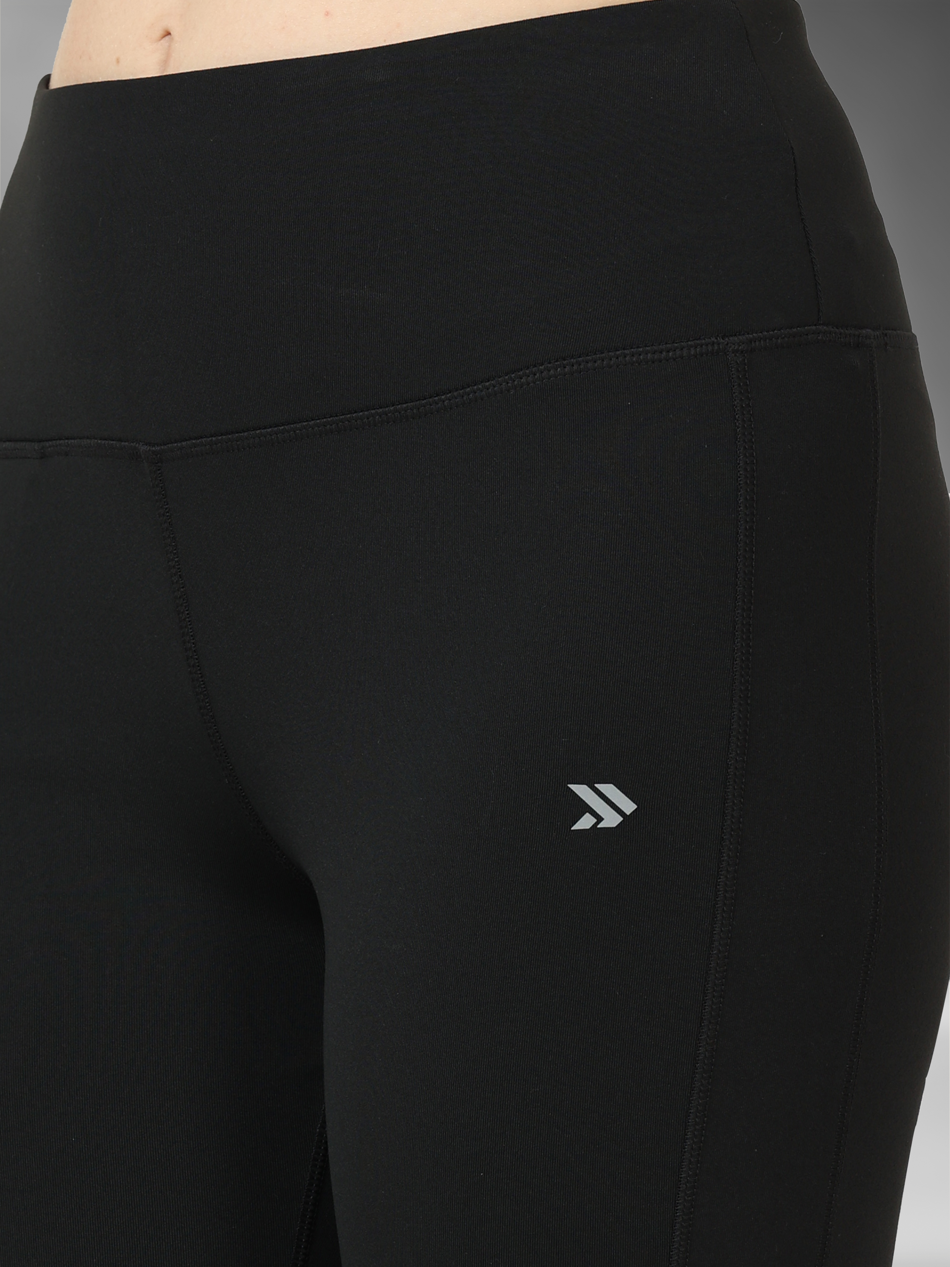 JAWTP002_closeup_flarepant