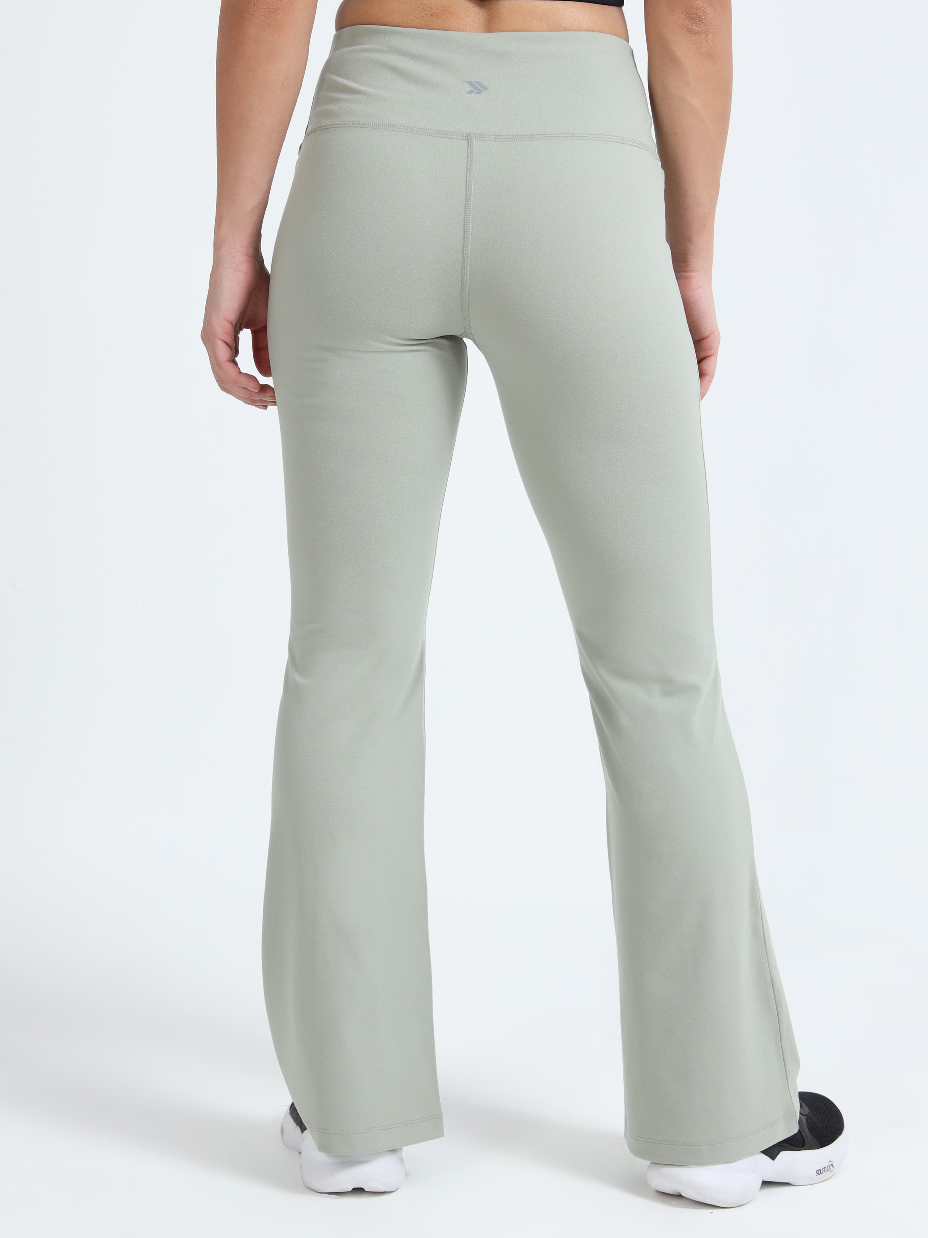 JOLGER #color_sage green